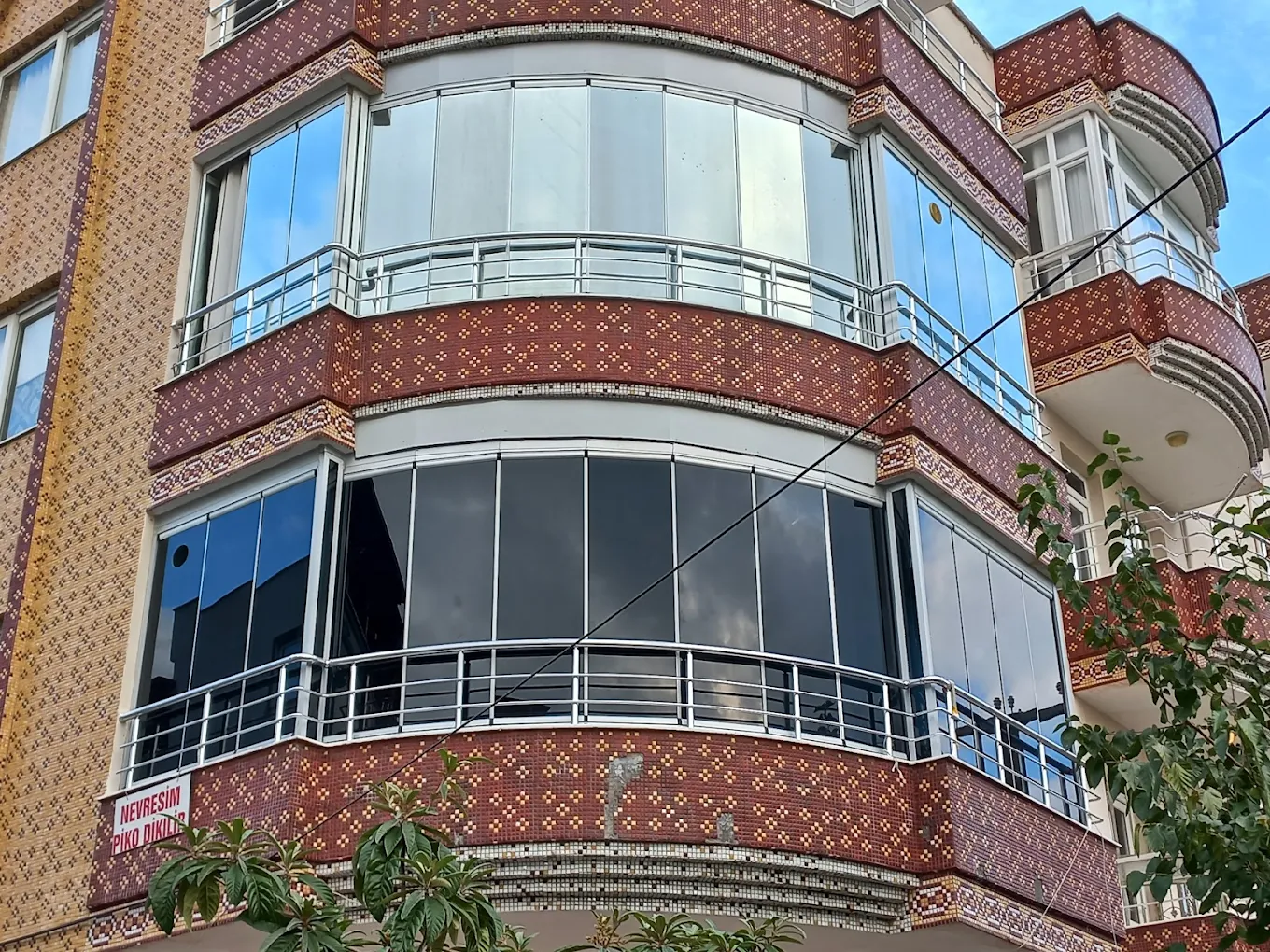 Hatay Cam Balkon Sistemleri ile Cam Balkon Çözümleri